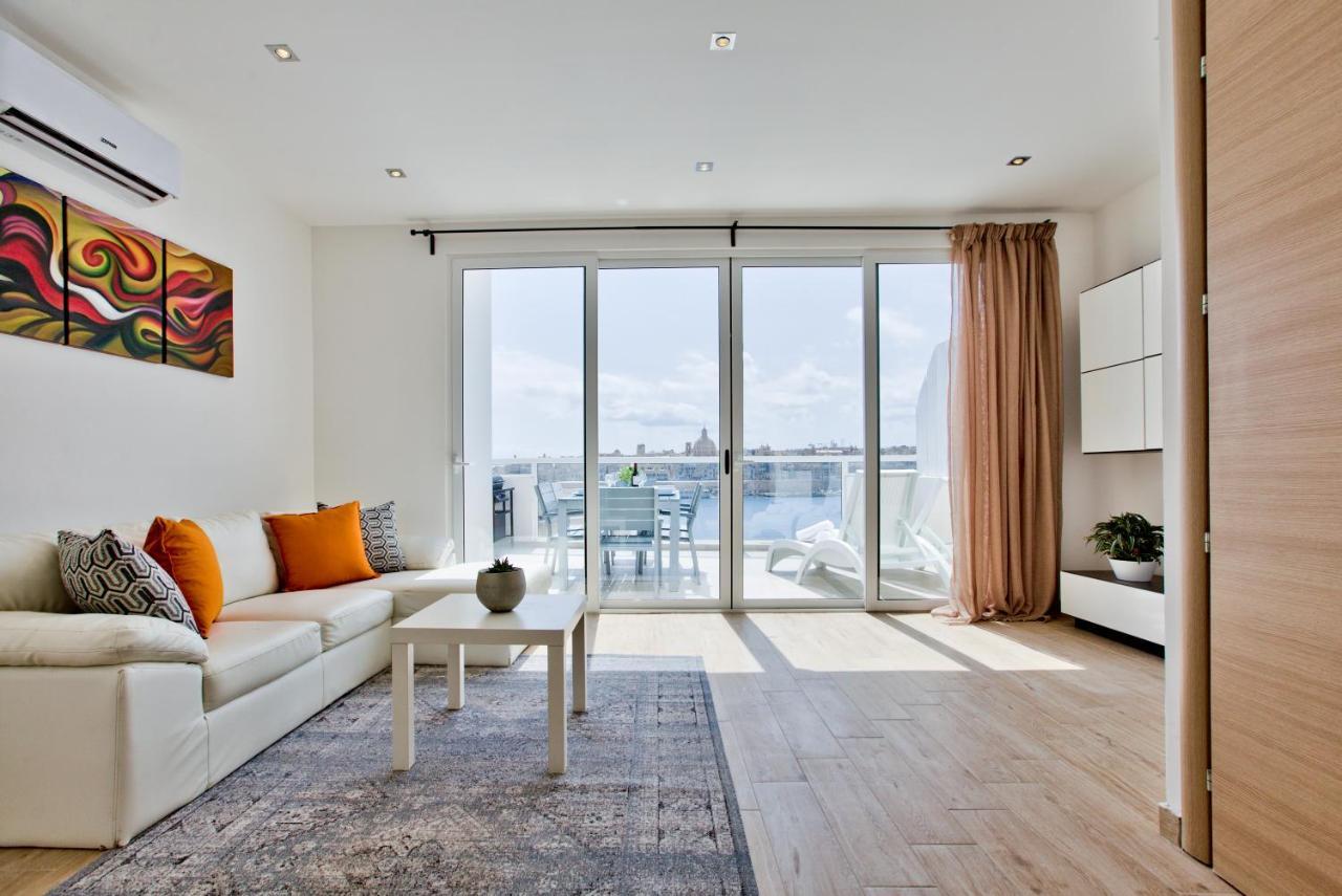 Apartament Sliema Duplex Penthouse With Sea Views & Private Terrace By Shortletsmalta Zewnętrze zdjęcie